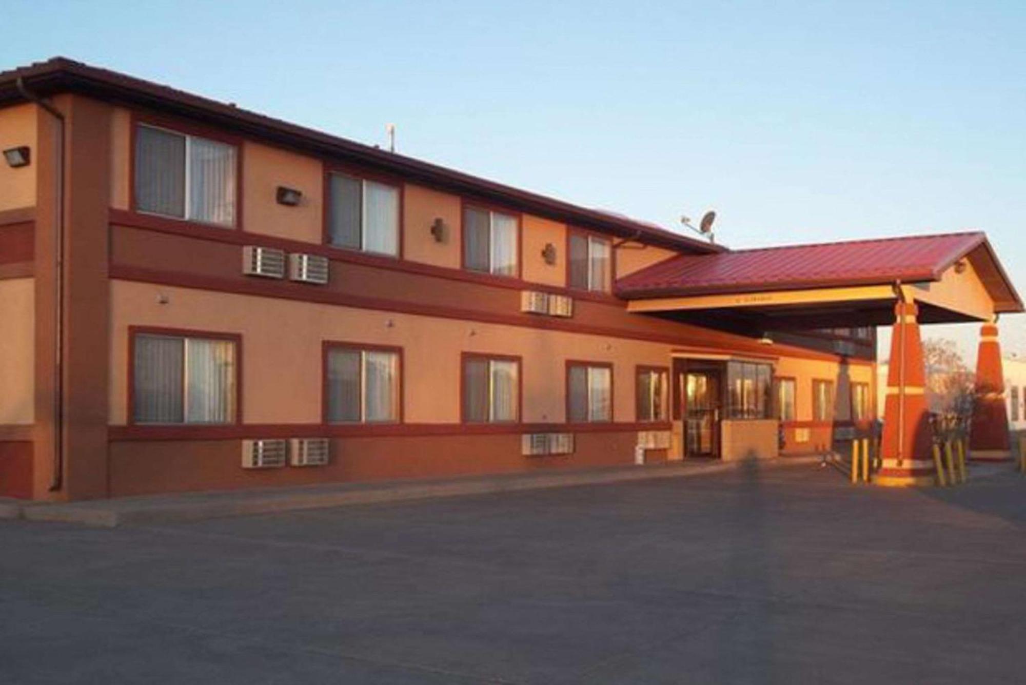 Rodeway Inn Moriarty Exteriör bild